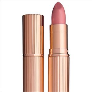 Charlotte tilbury lipstick